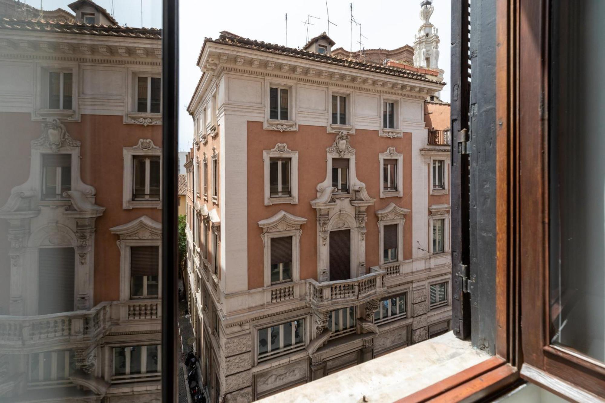 Chilling' Piazza Di Spagna * Rom